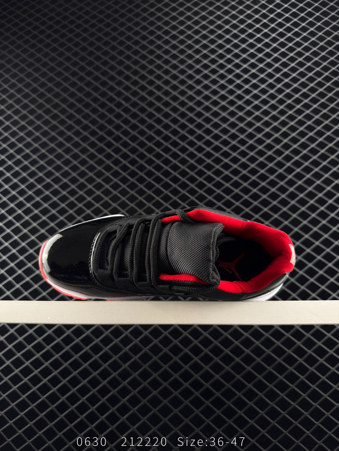 Nike Air Jordan 11 Retro Low”Concord“